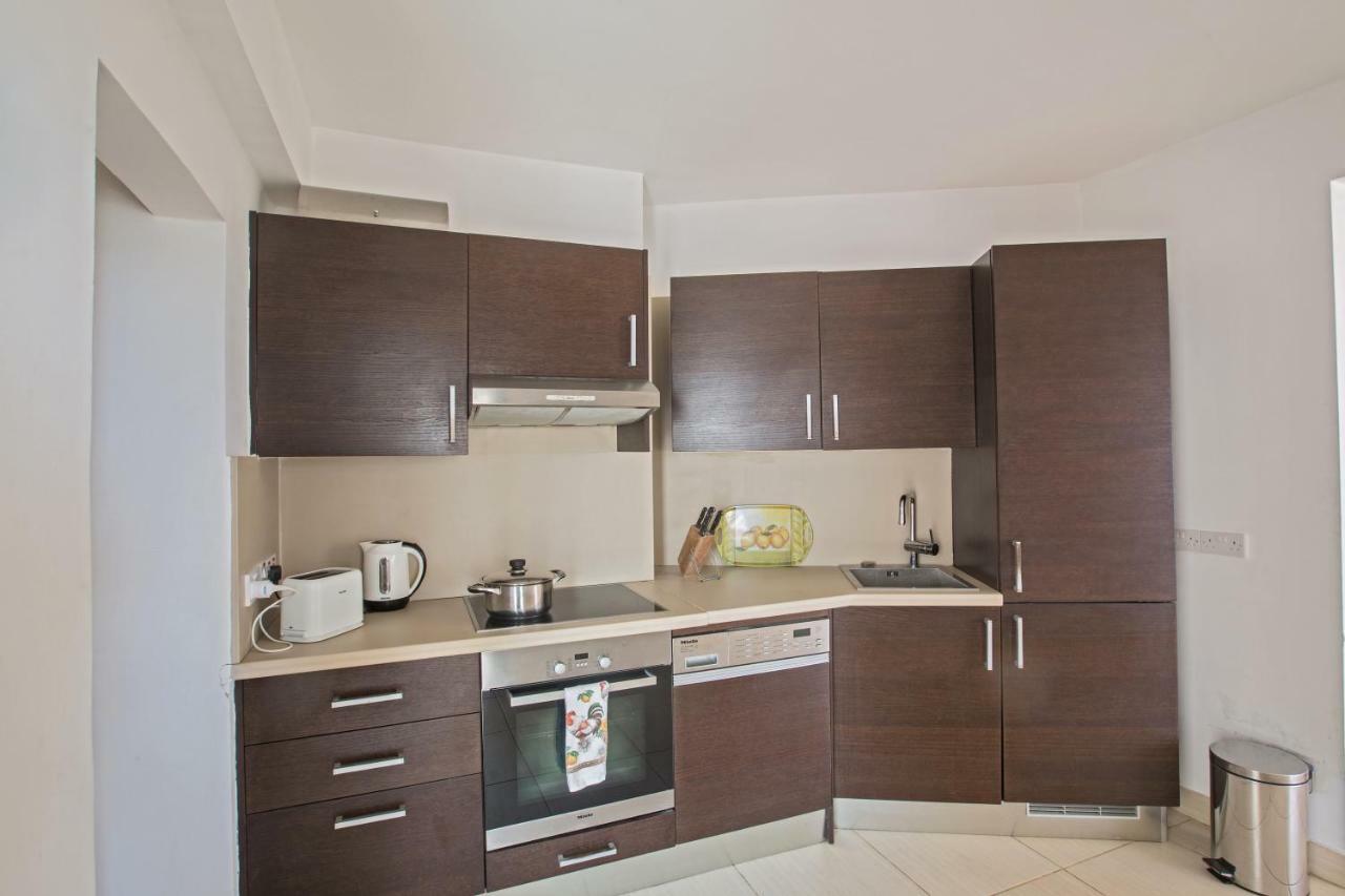 Pallinio Apartment プロタラス エクステリア 写真