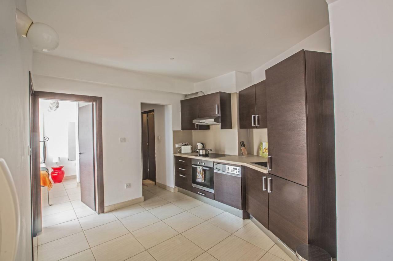 Pallinio Apartment プロタラス エクステリア 写真